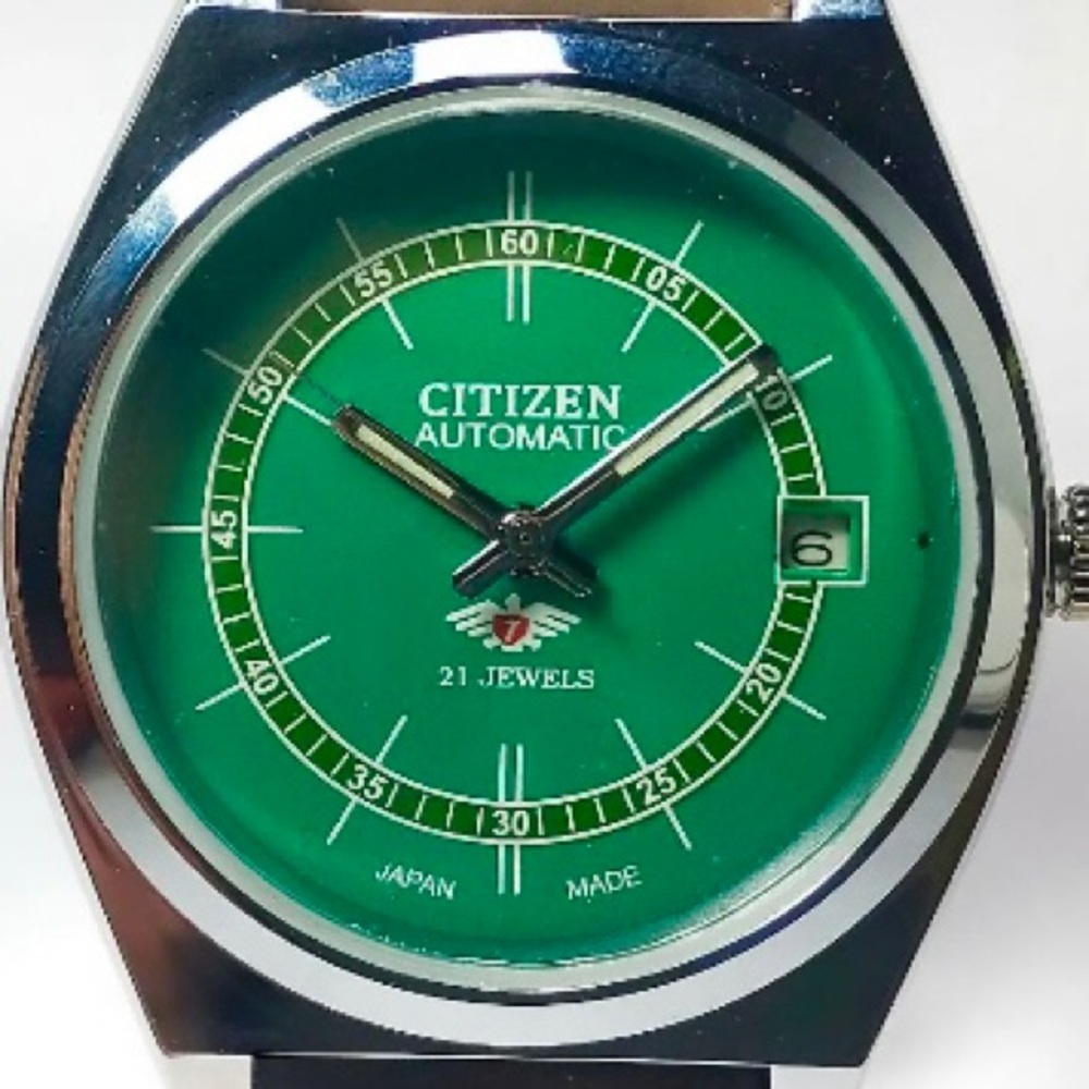 Antique automatic Citizen watch. Not battery operated. Works Great